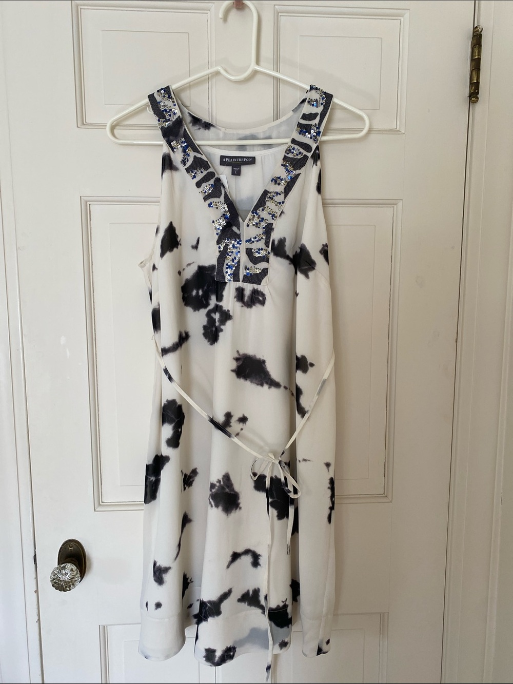 A Pea in the Pod White and Black Tie-Dye Midi Dress with Sequin V-Neck